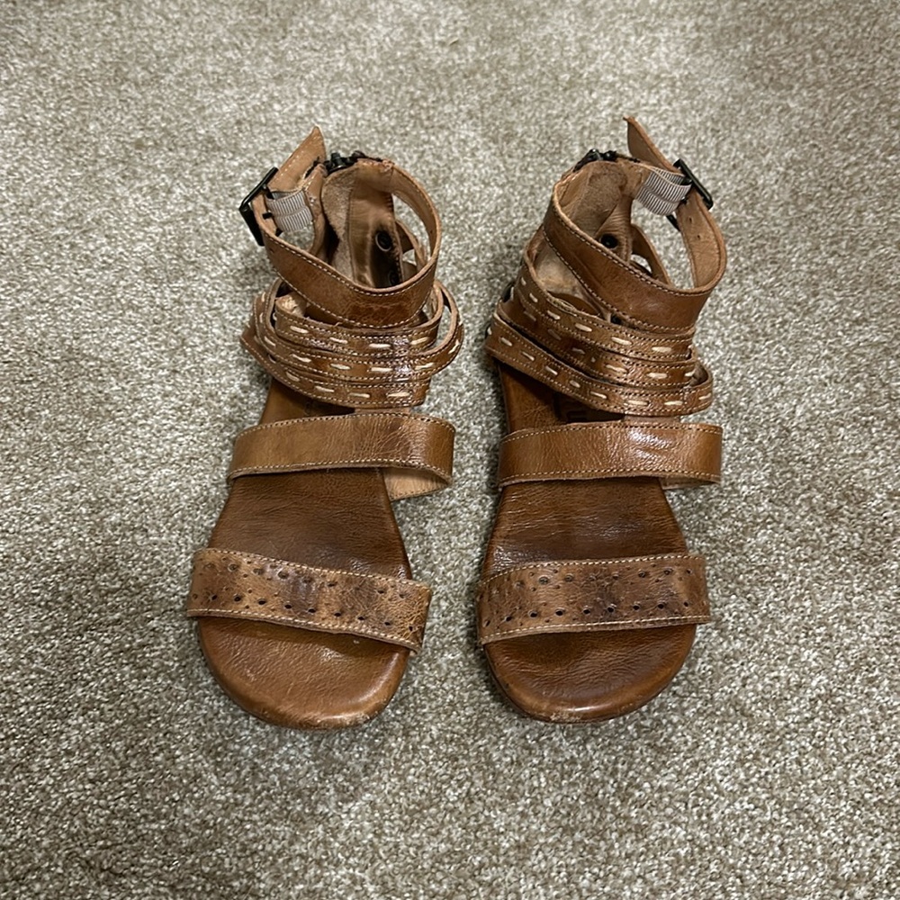 Women's Brown Strappy Sandals